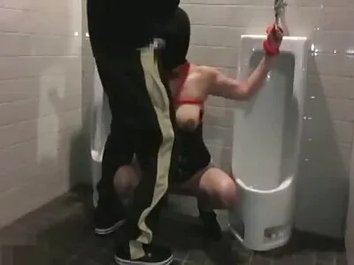يتمتع جمال طويل الساقين بالحفر سكس امريكي مدبلج عربي الصعب مع مسمار معلق