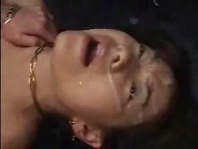 فتاة مفلس تأخذ على الديك الكبير من أخيها تويتر سكس مدبلج